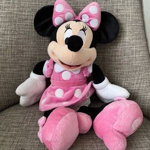 Minnie Mouse stuffy